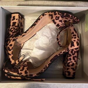 A.N.D. Ema Square Toe Sandals - Leopard Print